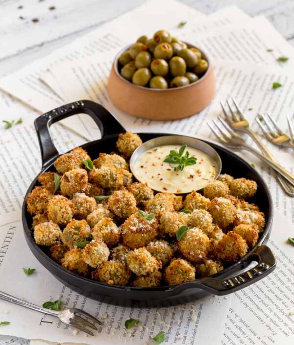 MONTE POLLINO BREADED GREEN OLIVES STUFFED WITH CHEESE (ASCOLANE) FROZEN 6/1KG